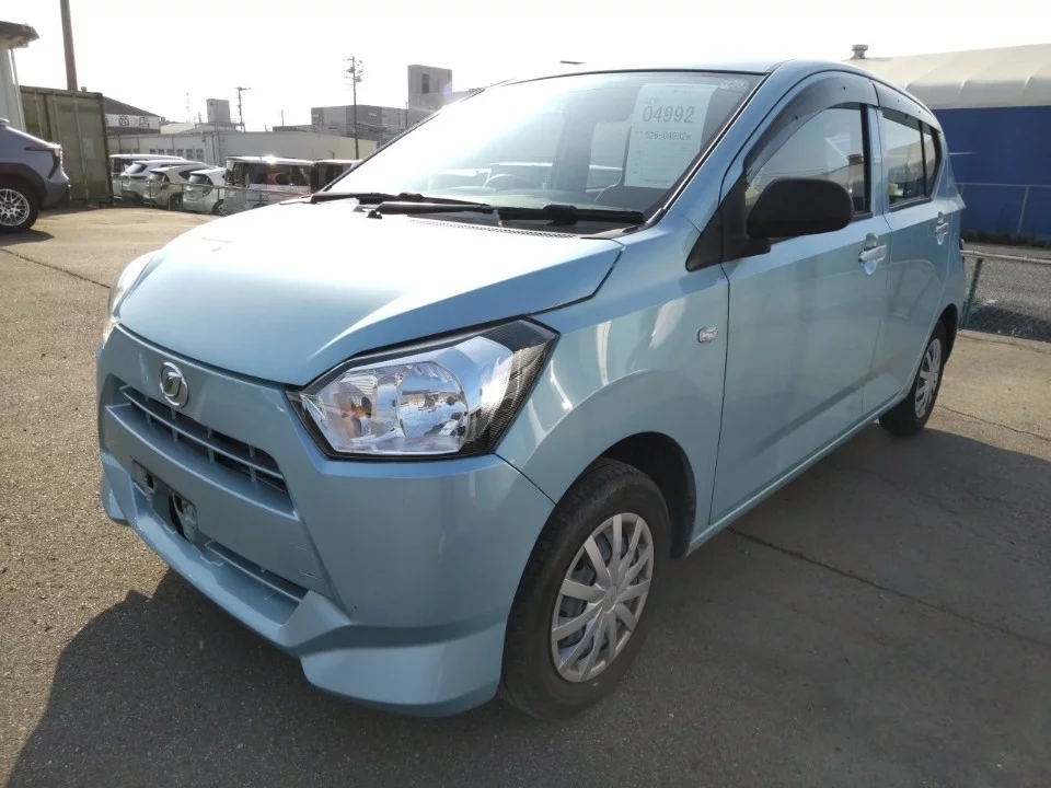 Daihatsu Mira e:S LA350S 2021